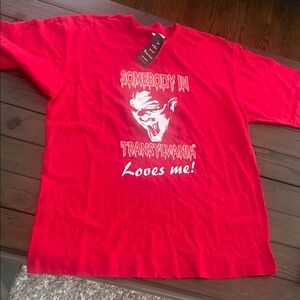 Somebody in Transylvania loves me red t-shirt